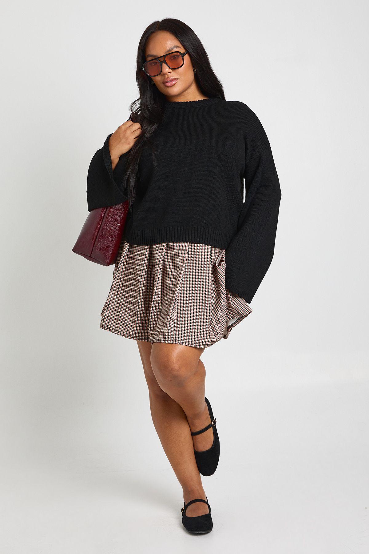 Plus Crew Neck Knit Jumper by BOOHOO