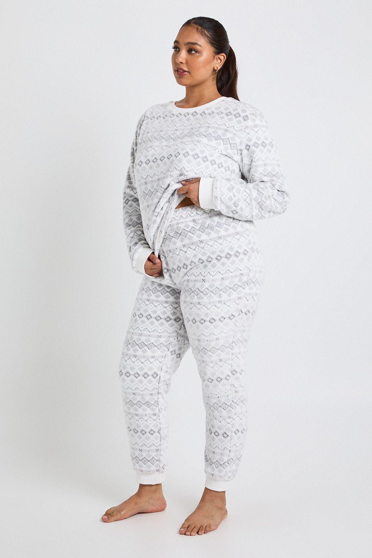 Plus Fairisle Print Fleece Long Sleeve and Trouser PJ Set by BOOHOO