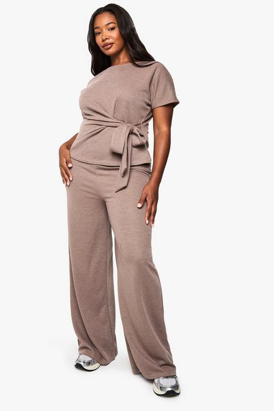 Plus Knitted Wide Leg Trousers by BOOHOO