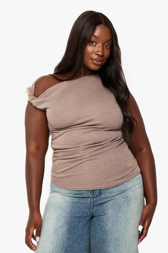 Plus Knot Shoulder Detail Asymmetric Top by BOOHOO