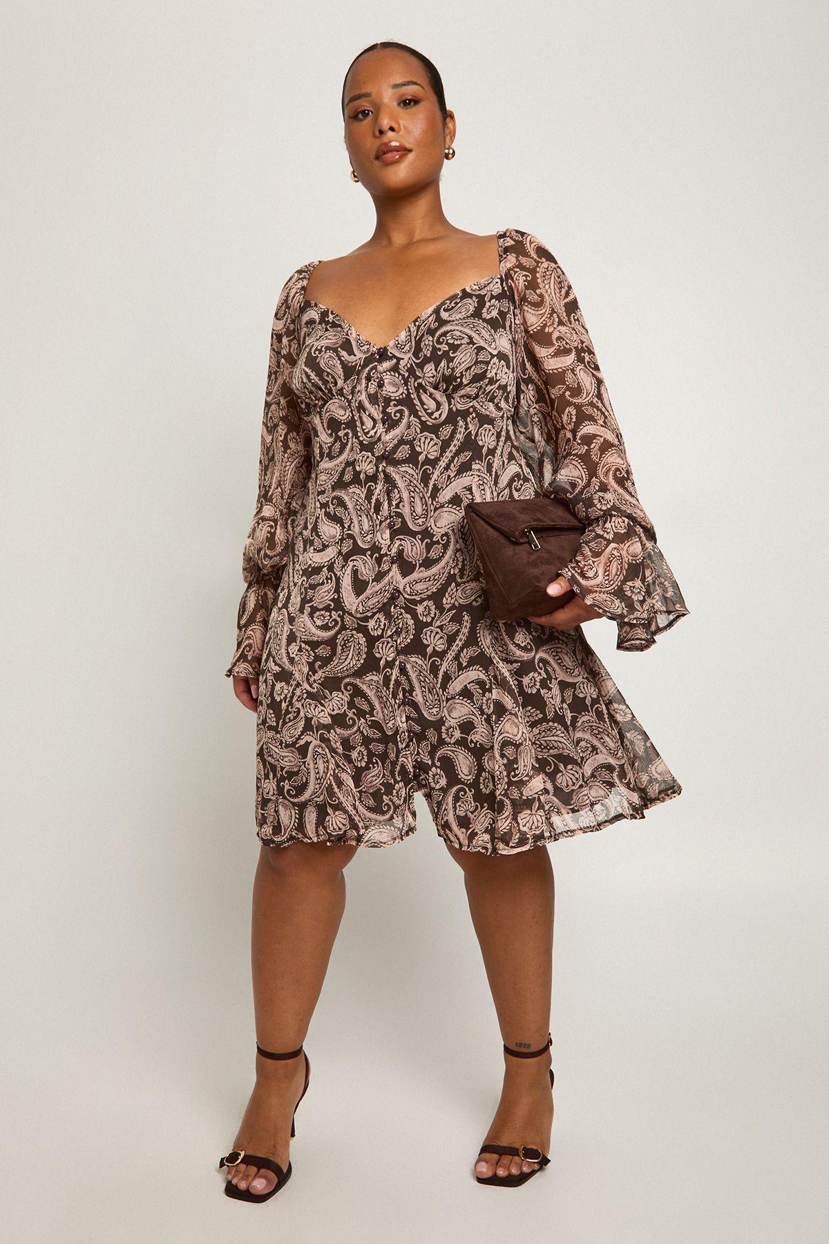 Plus Paisley Long Sleeve Chiffon Skater Dress by BOOHOO