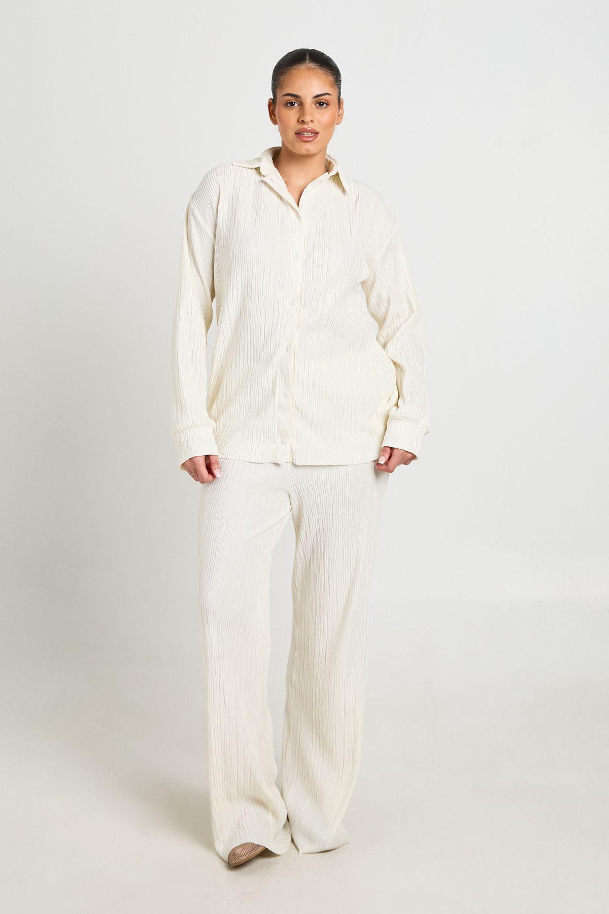 Plus Plisse Trouser by BOOHOO