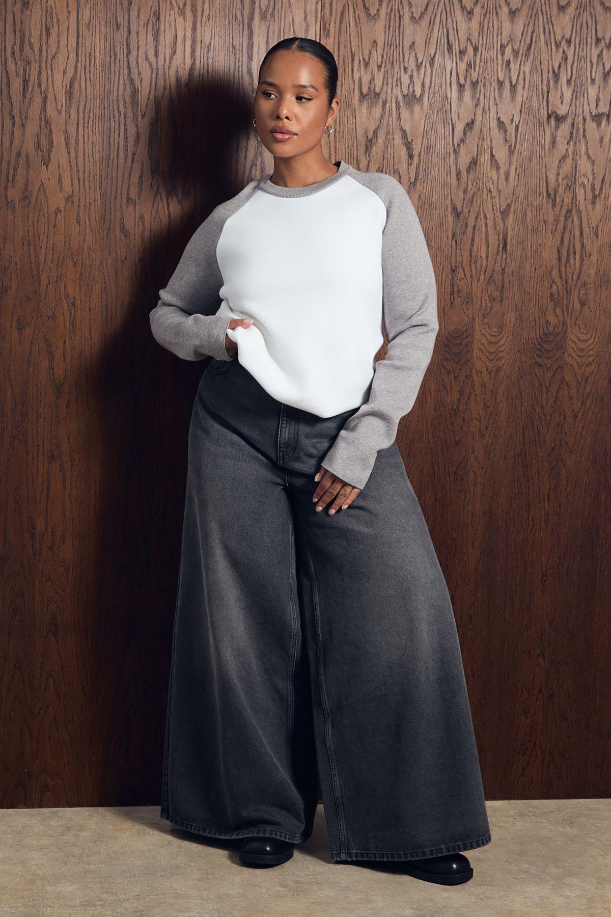 Plus Soft Knit Colour Block Raglan Sleeve Jumper by BOOHOO