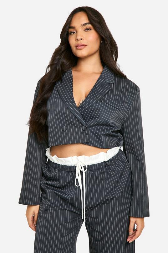 Plus Stripe Cropped Blazer by BOOHOO
