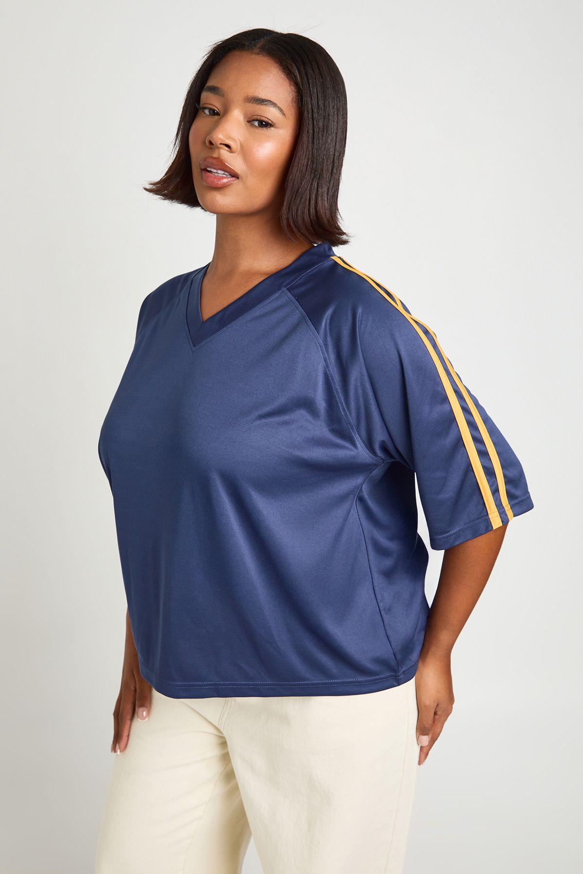 Plus Stripe Football Top by BOOHOO