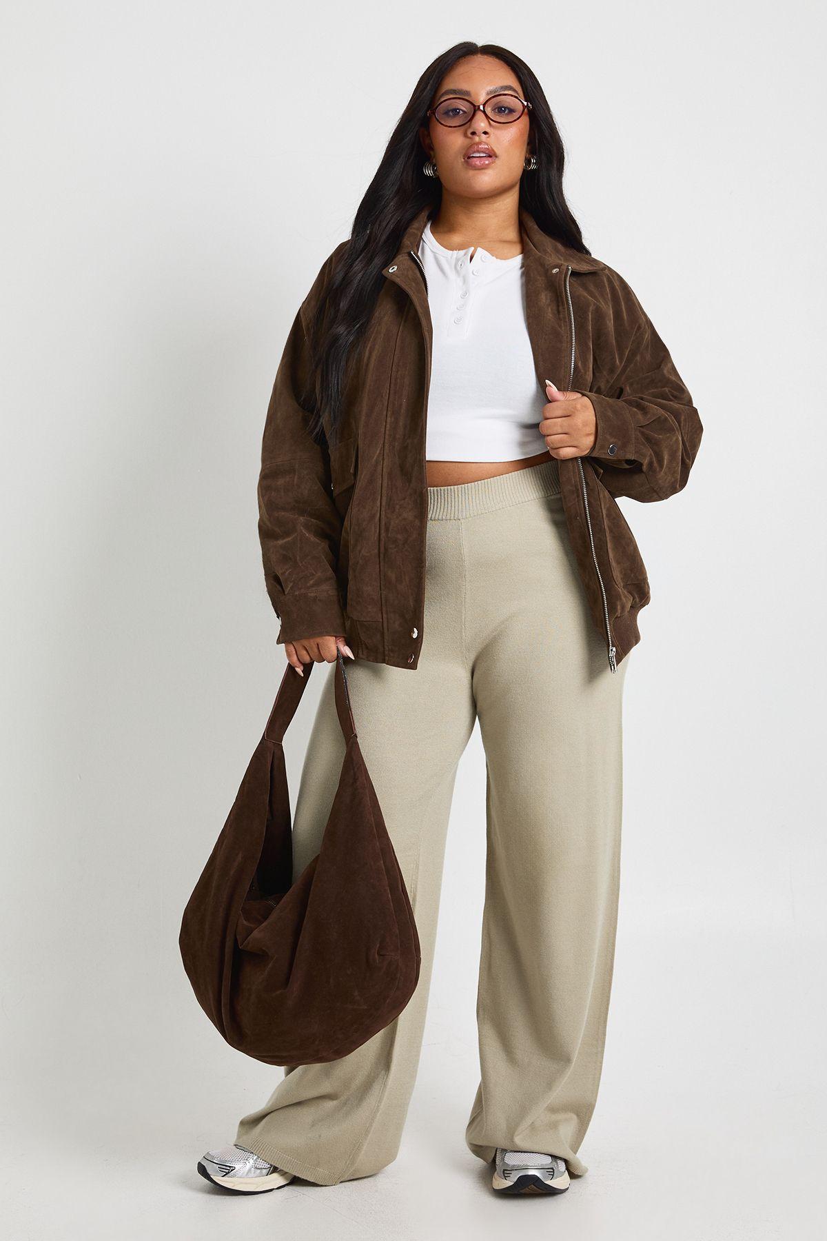Plus Wide Leg Rib Knit Trouser by BOOHOO