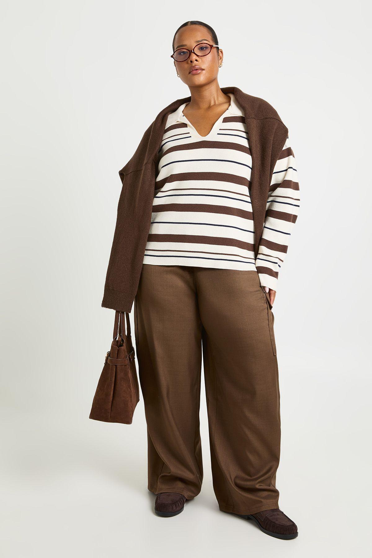 Plus Woven Elasticated Waist Balloon Trouser by BOOHOO