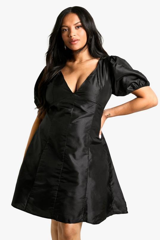 Plus Woven Pleated Detail Puff Sleeve Skater Dress by BOOHOO