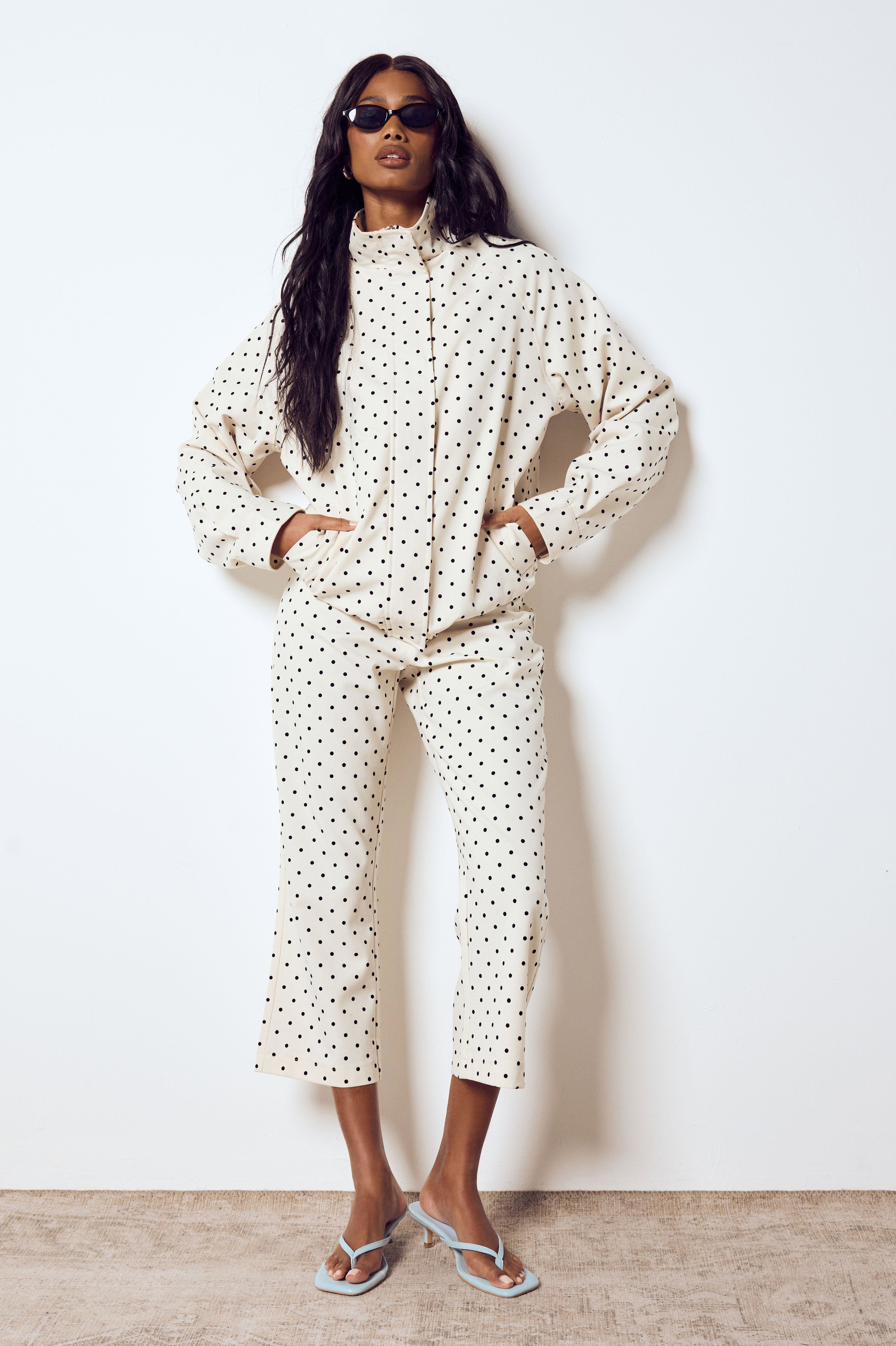 Polka Dot Capri Trousers by BOOHOO