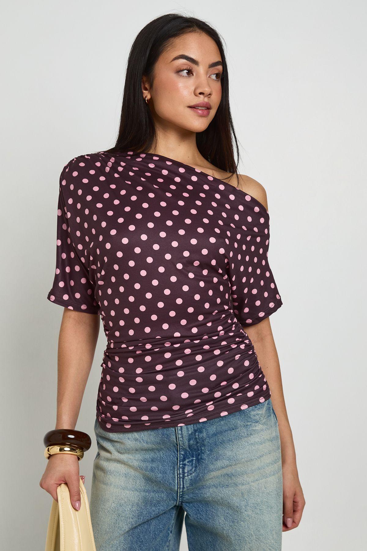 Polka Dot Off The Shoulder T-shirt by BOOHOO