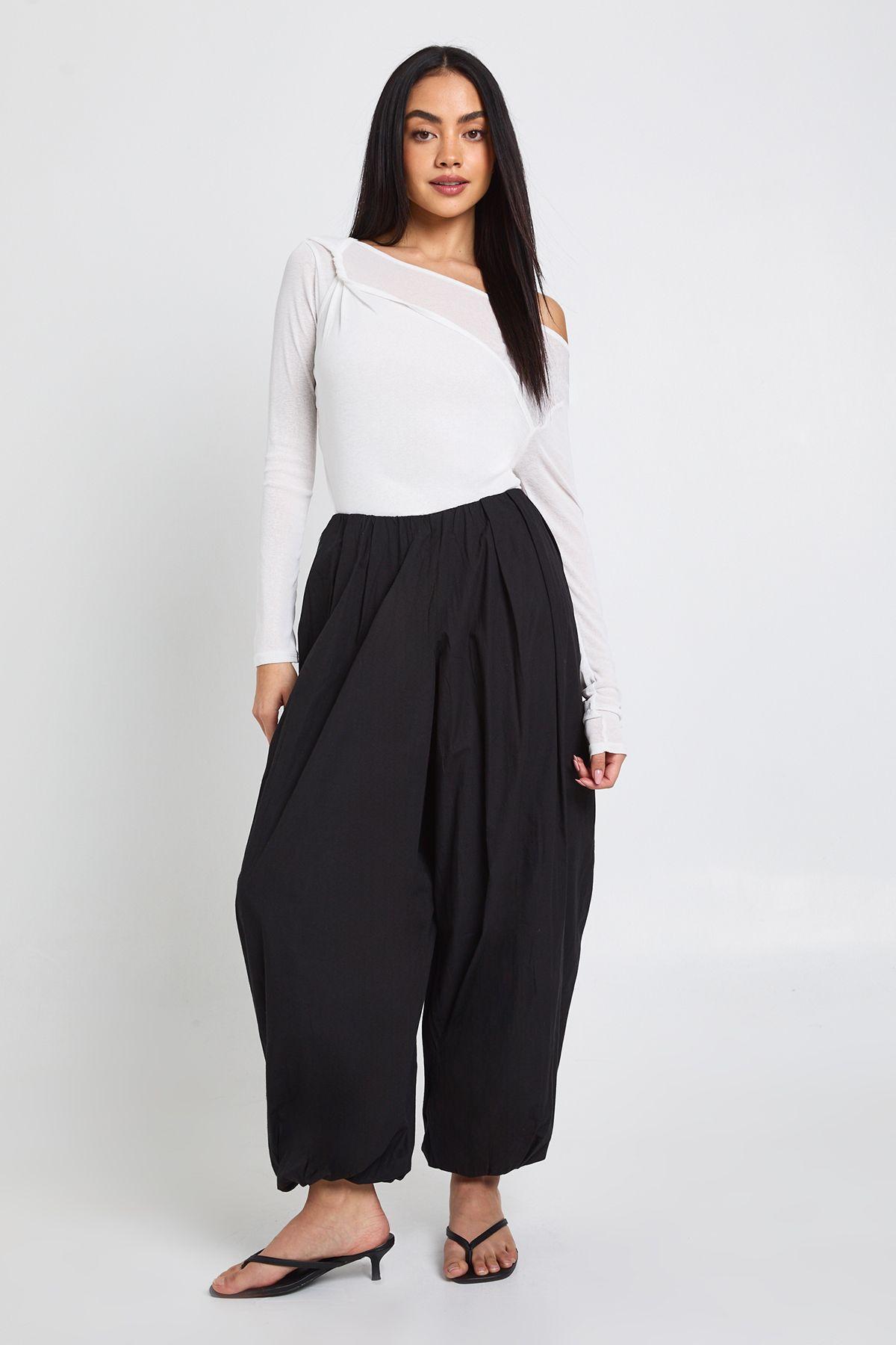 Poplin Concealed Waistband Balloon Trouser by BOOHOO