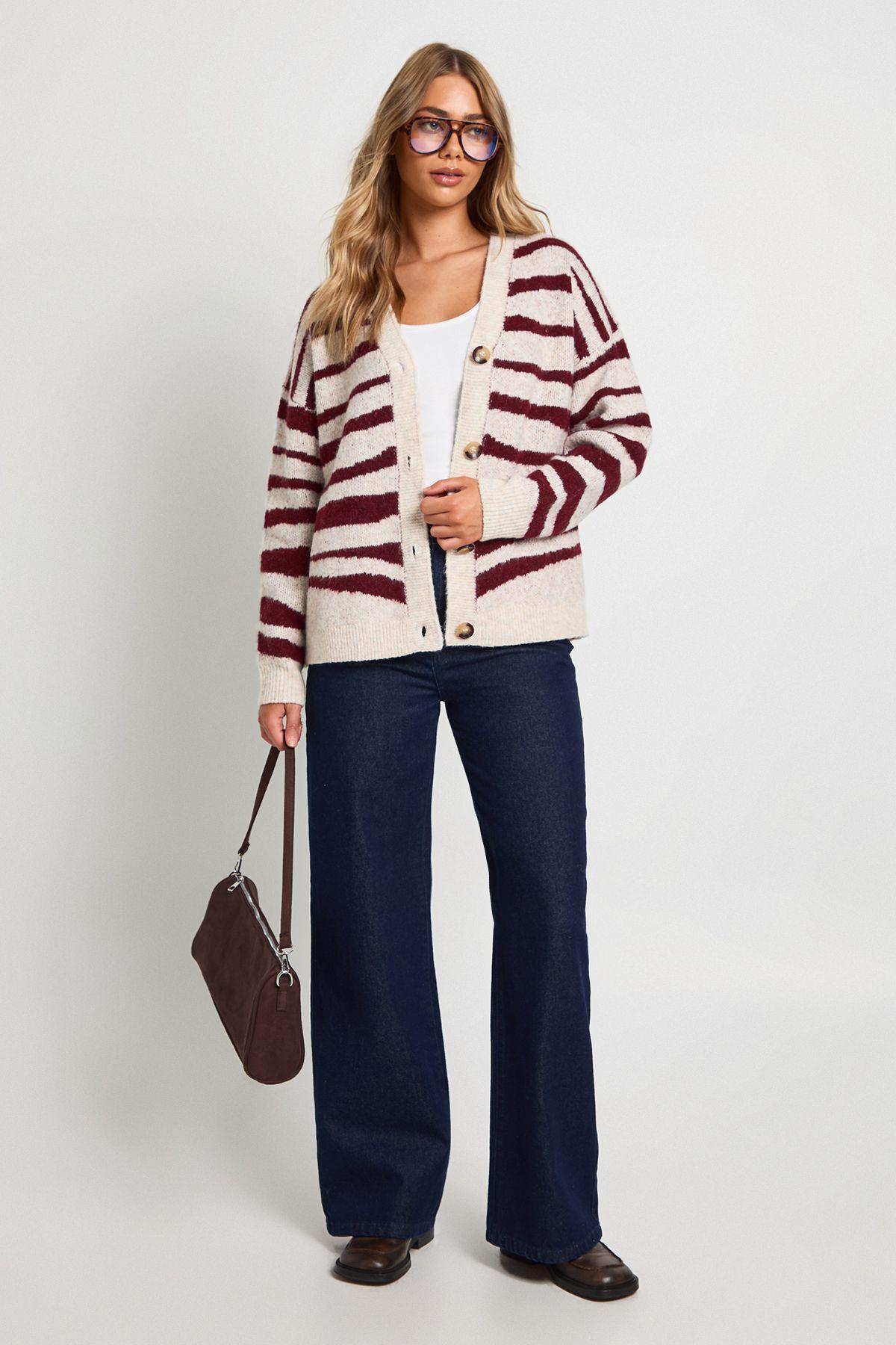 Printed Knit Oversized Boyfriend Cardigan by BOOHOO