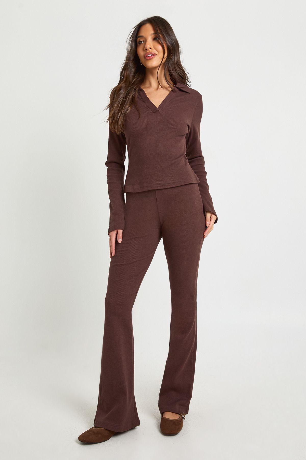Ribbed Flare Leggings by BOOHOO