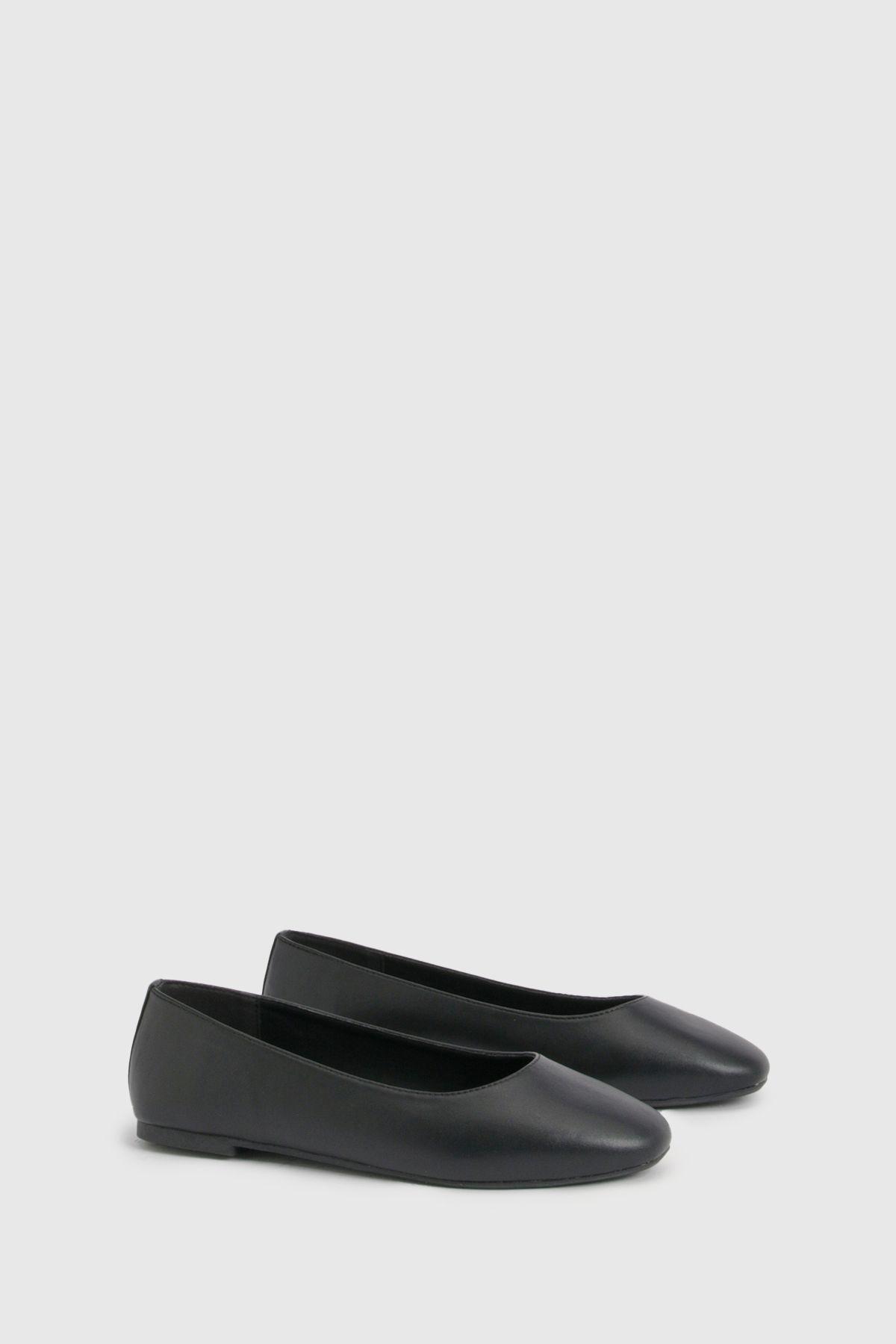 Round Toe Ballet Flats by BOOHOO
