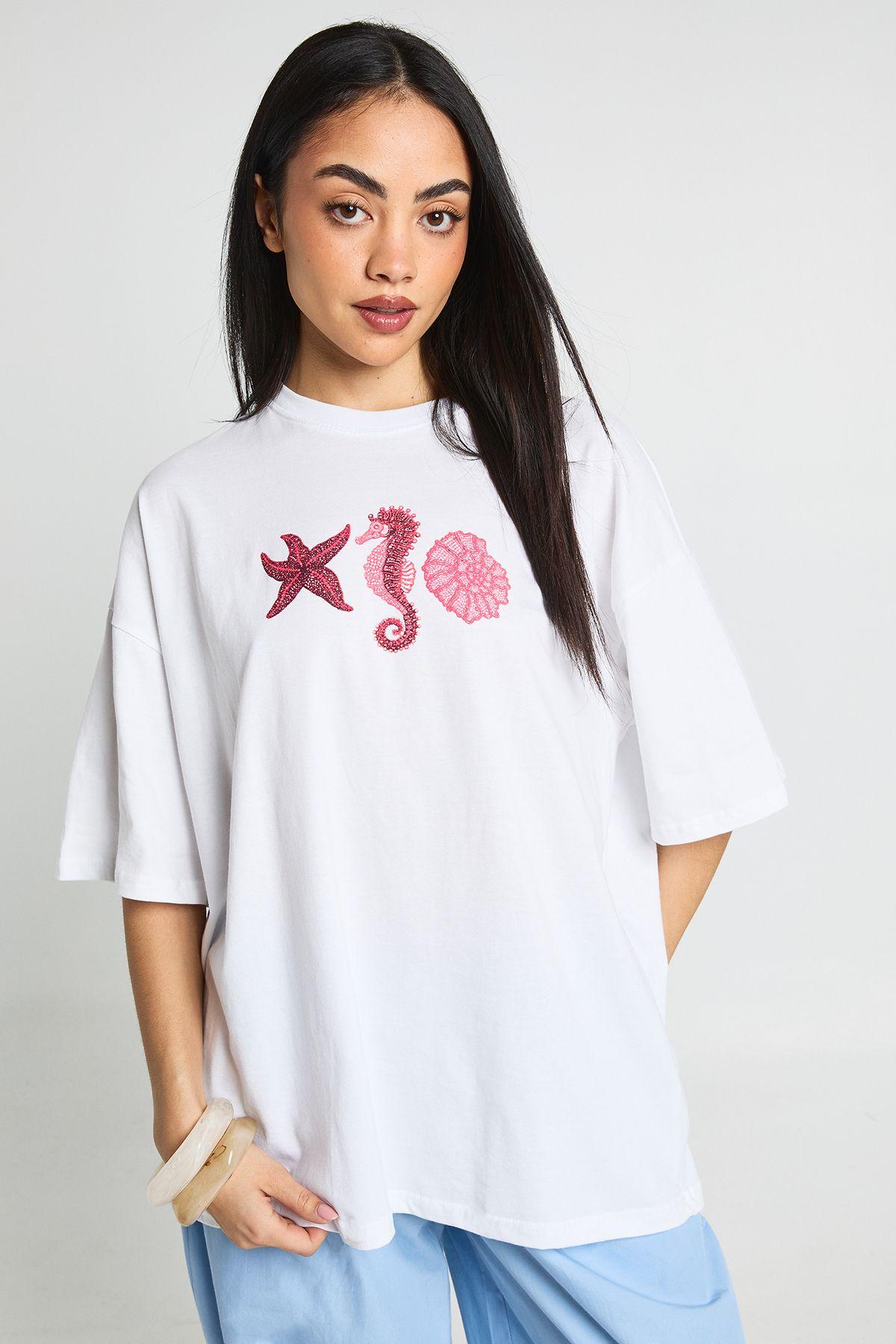 Shell Print Oversized T-Shirt by BOOHOO
