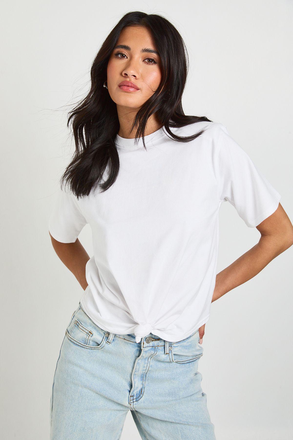 Shoulder Pad Knot Hem T-Shirt by BOOHOO Shoulder Pad Knot Hem T-Shirt by BOOHOO