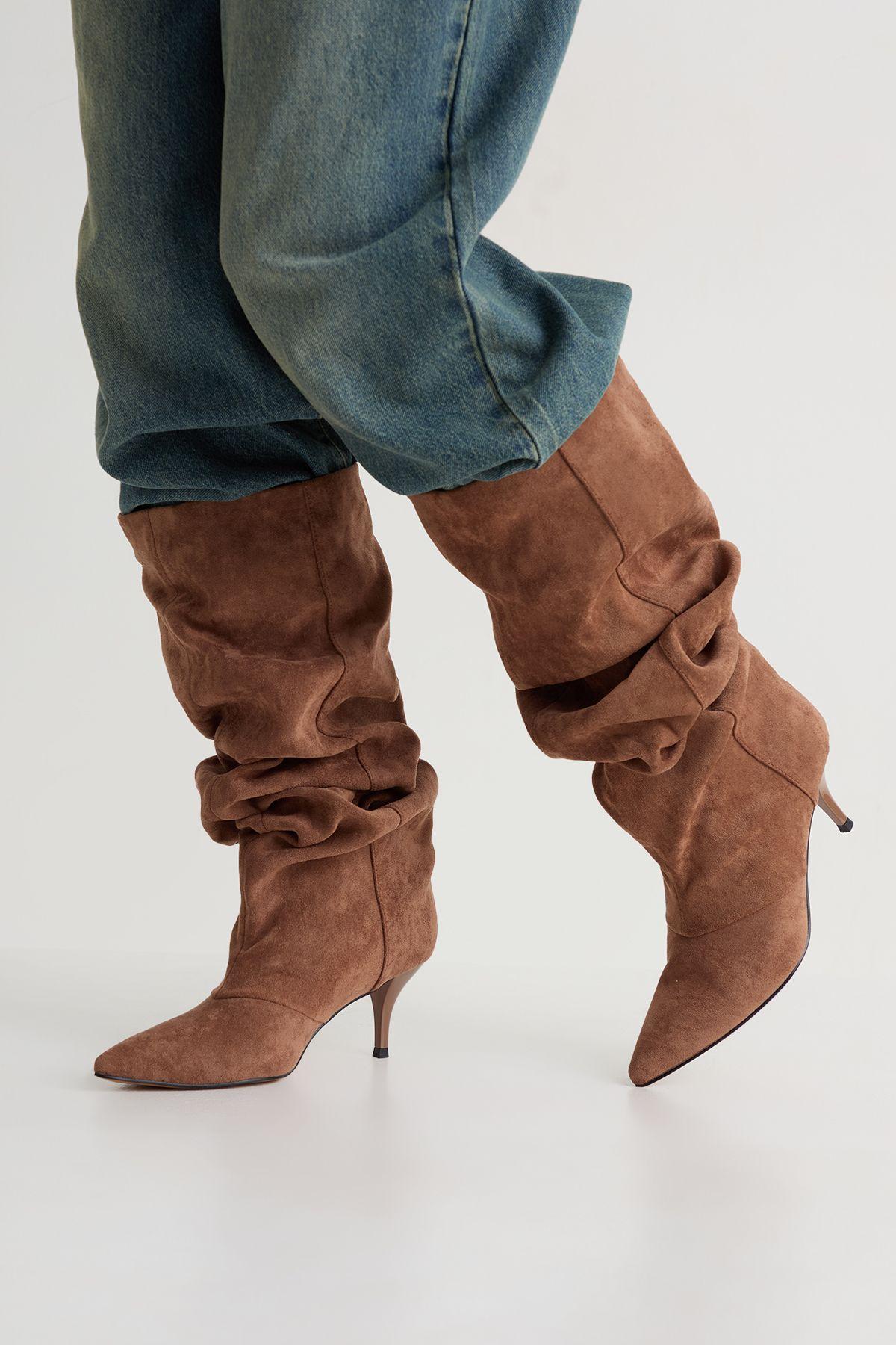 Slouchy Column Knee High Boots by BOOHOO