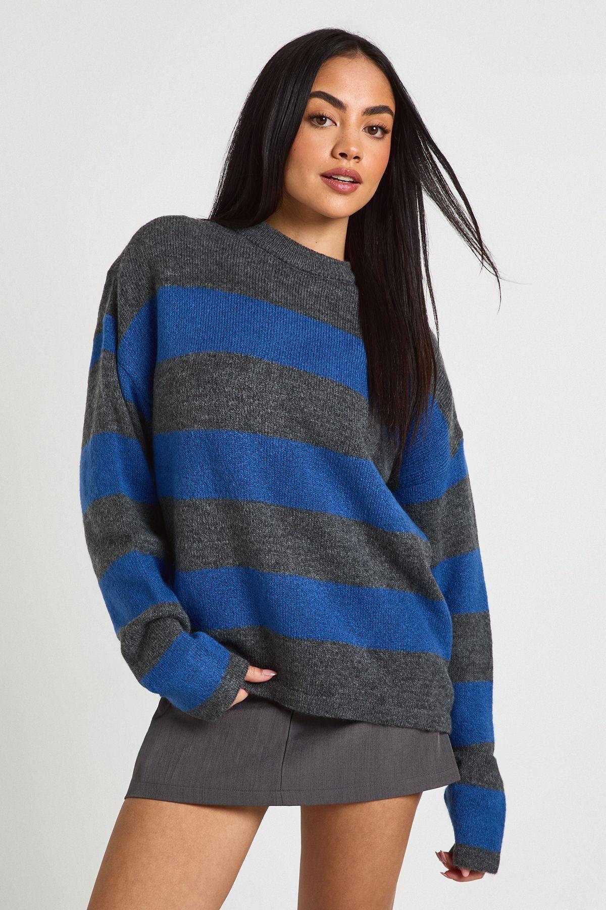 Soft Knit Stripe Crew Neck Jumper by BOOHOO