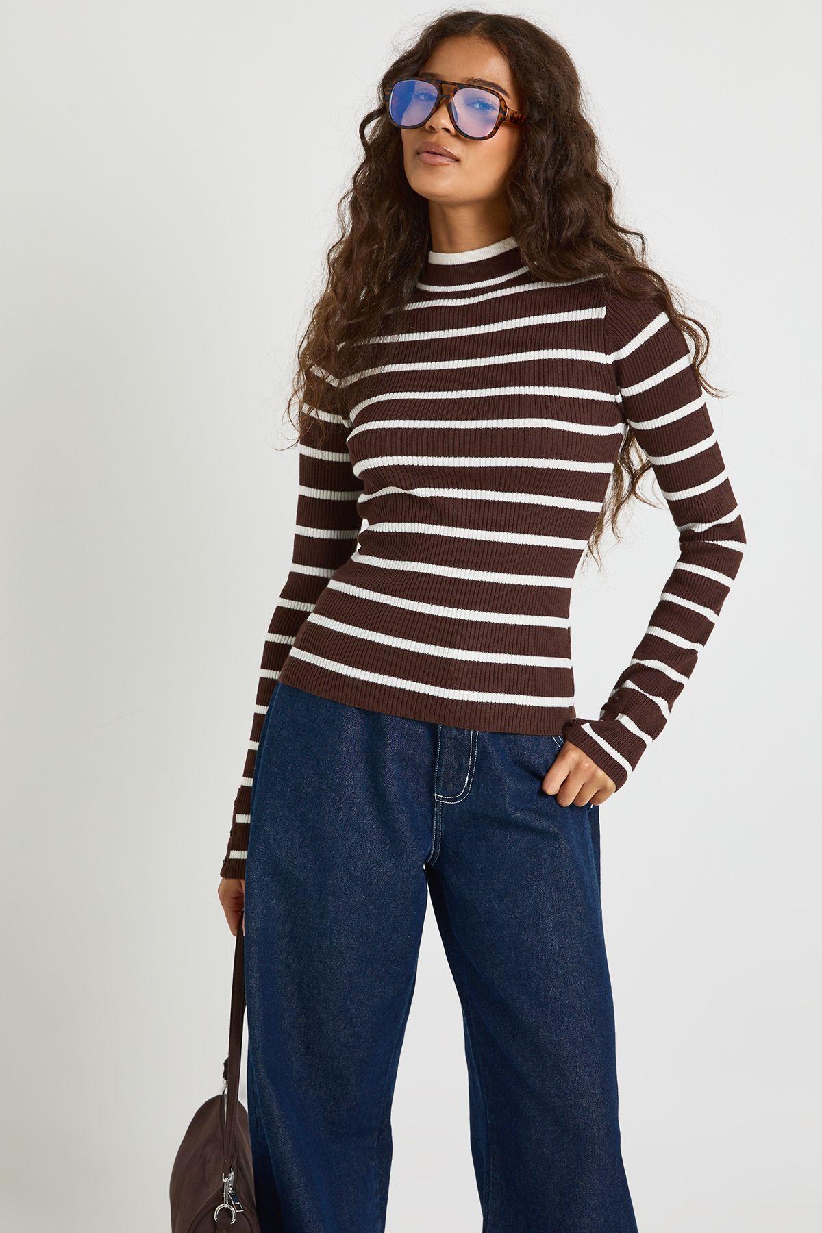 Stripe Long Sleeve Knit Top by BOOHOO