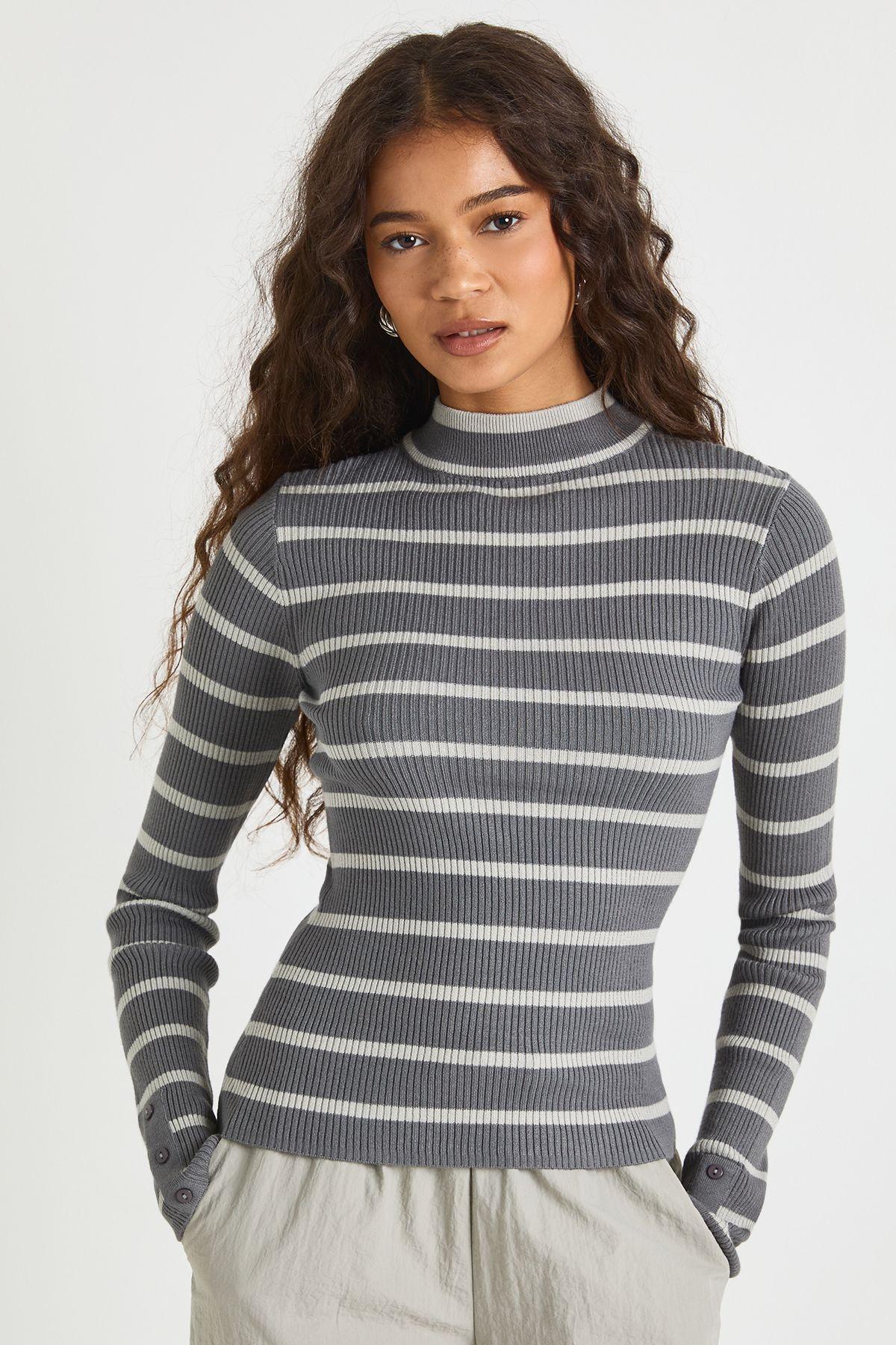 Stripe Long Sleeve Knit Top by BOOHOO
