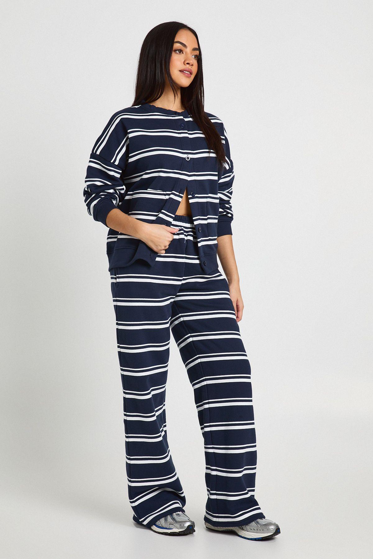 Stripe Straight Leg Jogger by BOOHOO