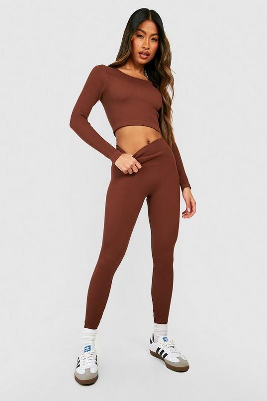 Structured Seamless Contour Ribbed Sculpt Leggings by BOOHOO