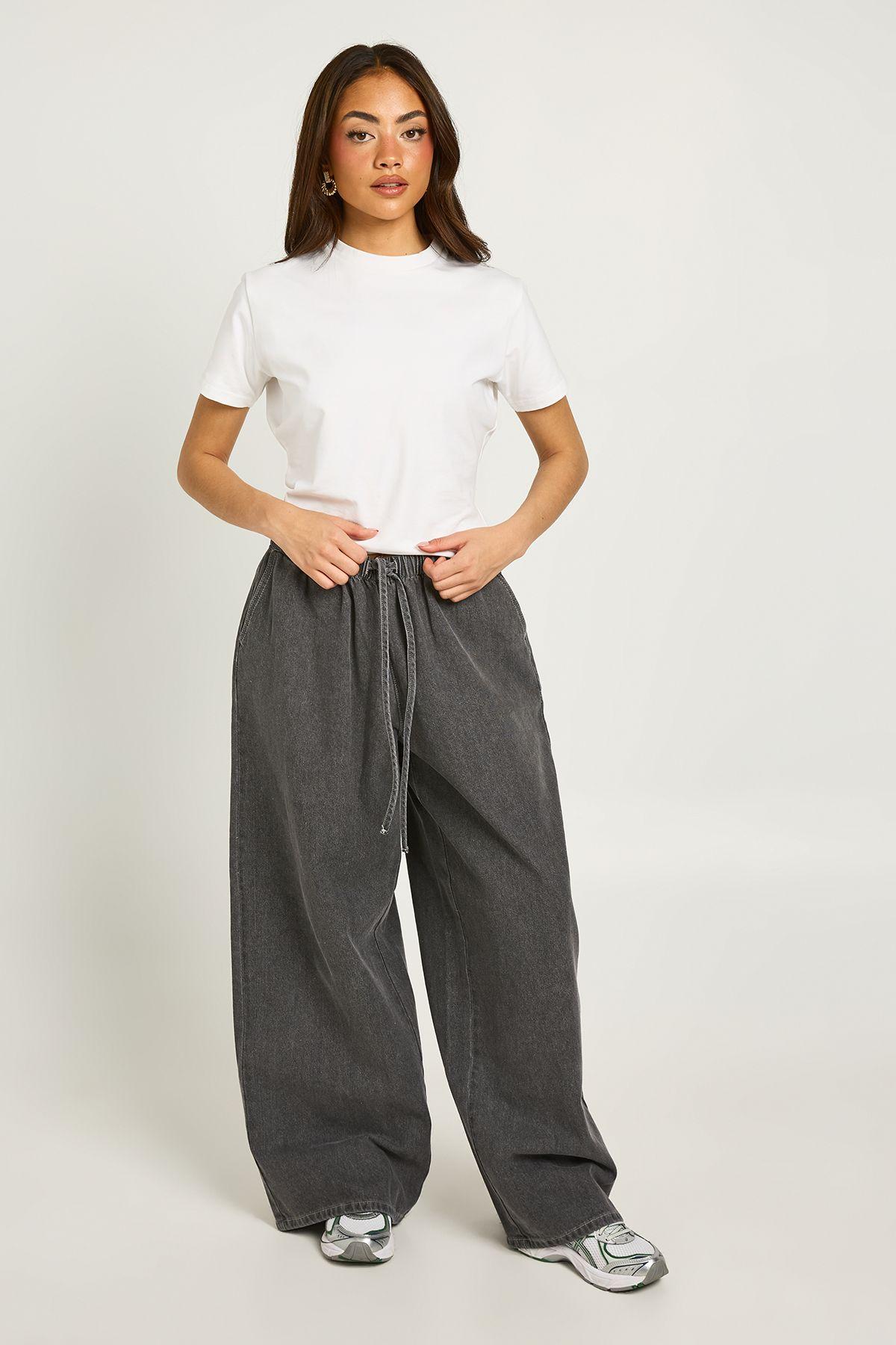 Supersoft Elasticated Waistband Jean by BOOHOO