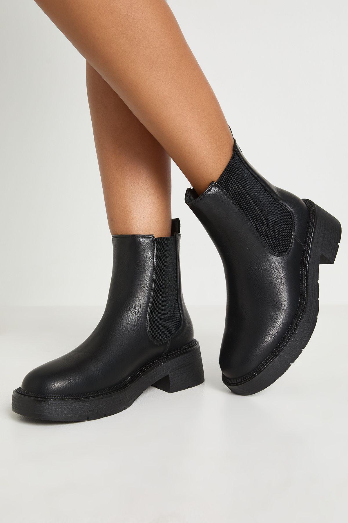 Tab Detail Chunky Chelsea Boots by BOOHOO