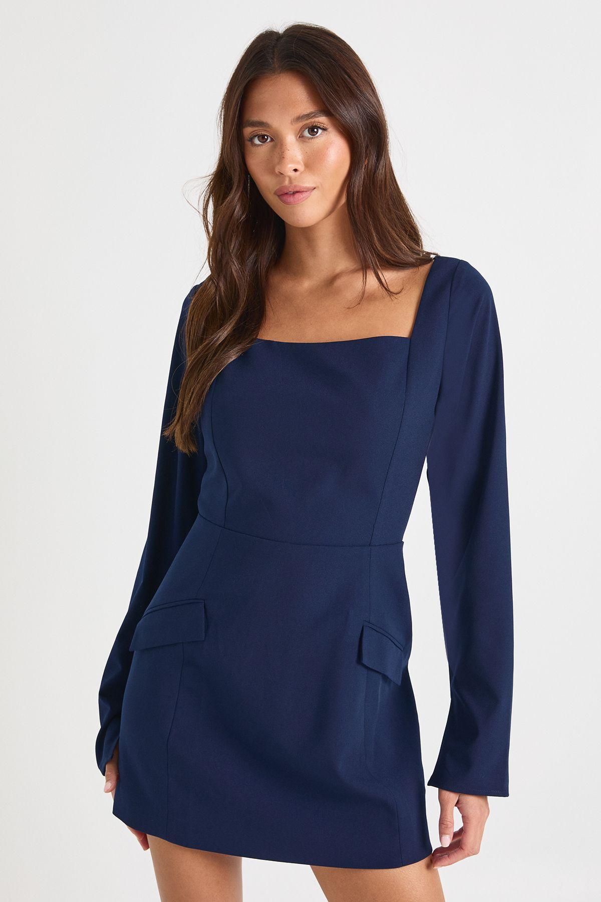 Tailored Square Neck Shift Dress by BOOHOO