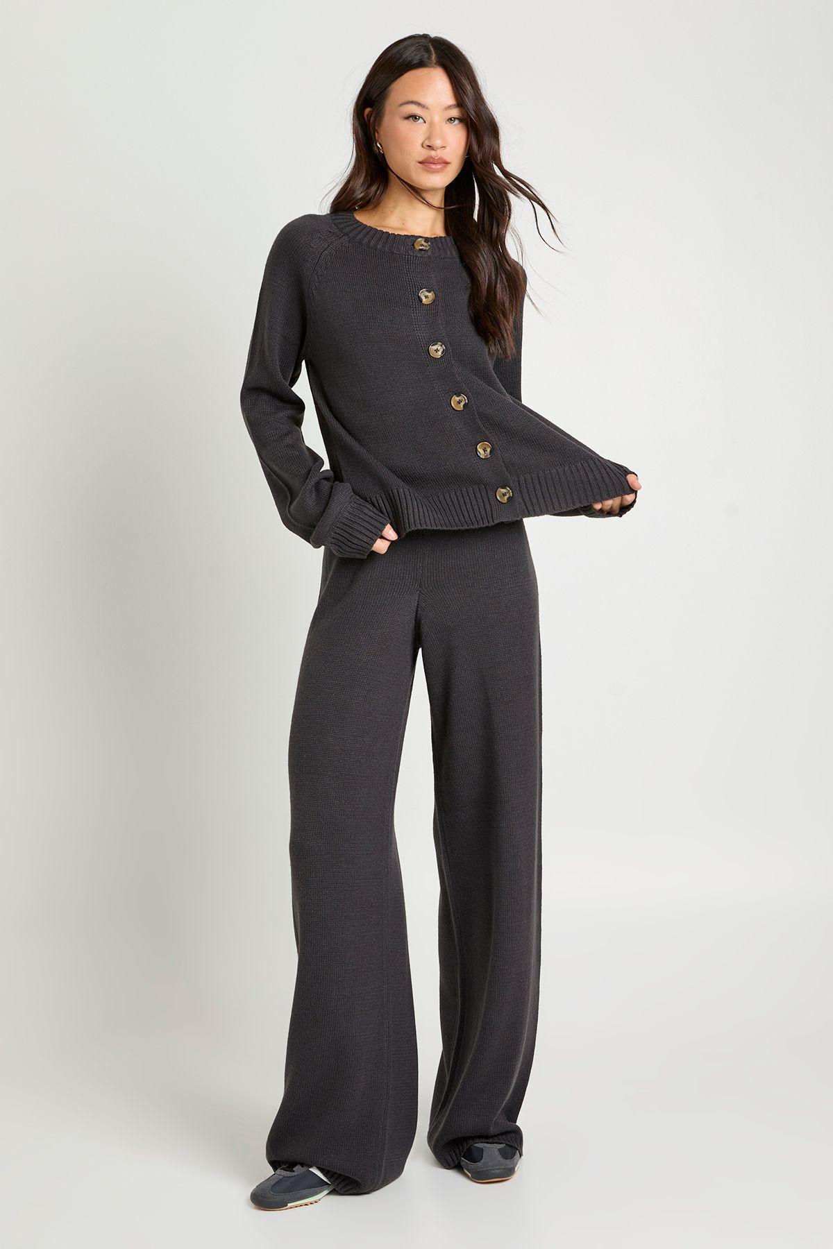 Tall Crew Neck Knitted Chunky Cardigan and Wide Leg Trouser Co-Ord by BOOHOO Tall Crew Neck Knitted Chunky Cardigan and Wide Leg Trouser Co-Ord by BOOHOO