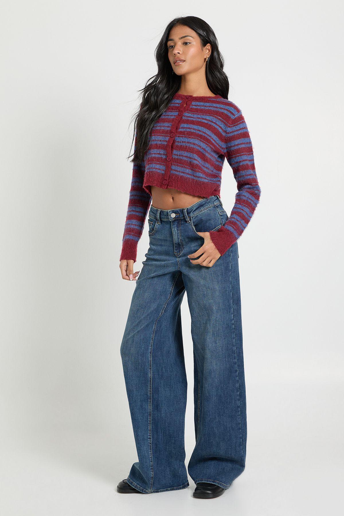 Tall Mid Waist Y2K Wide Leg Jean by BOOHOO
