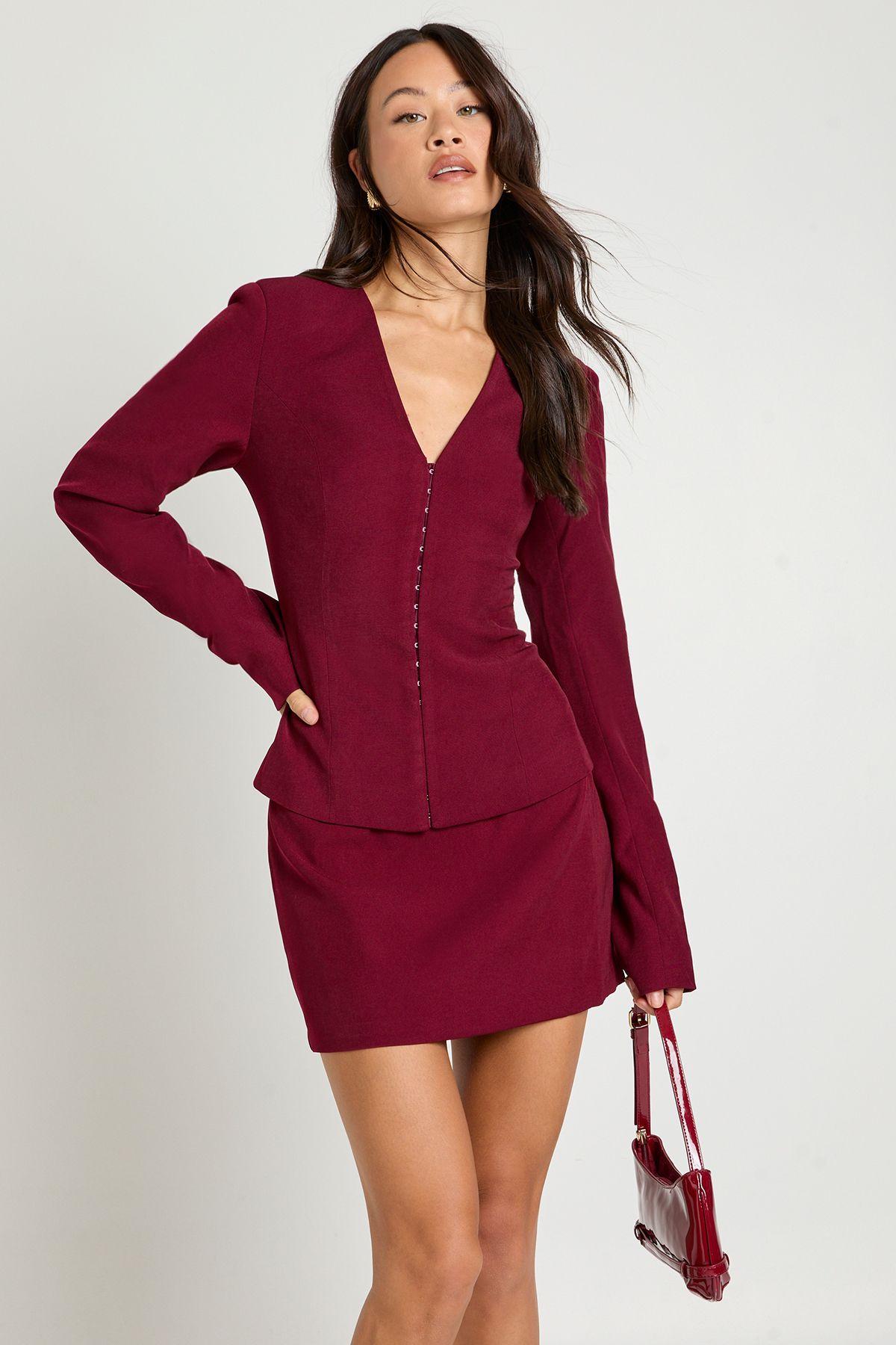 Tall Tailored Barrel Sleeve Cinch Waist Blazer by BOOHOO