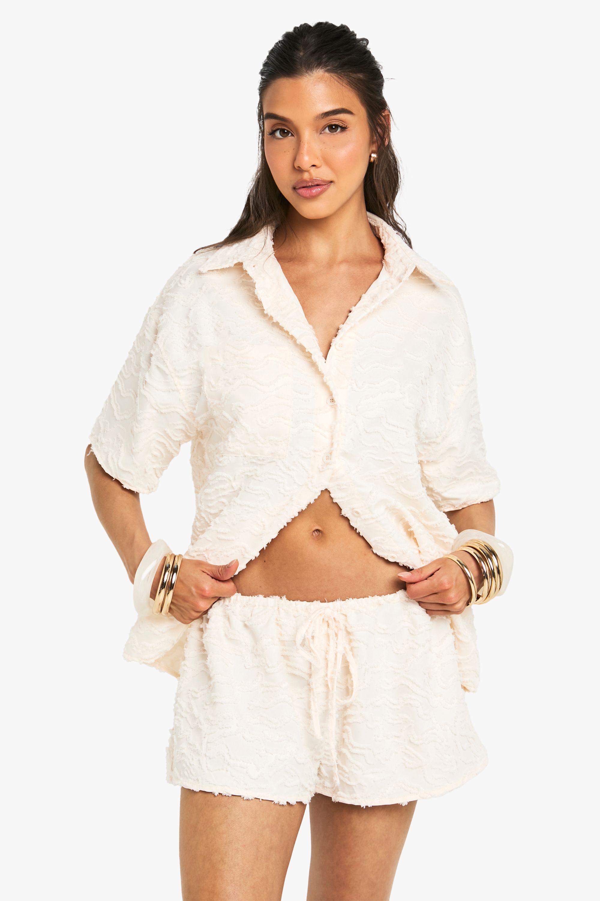 Textured Drawstring Waist Flippy Short by BOOHOO
