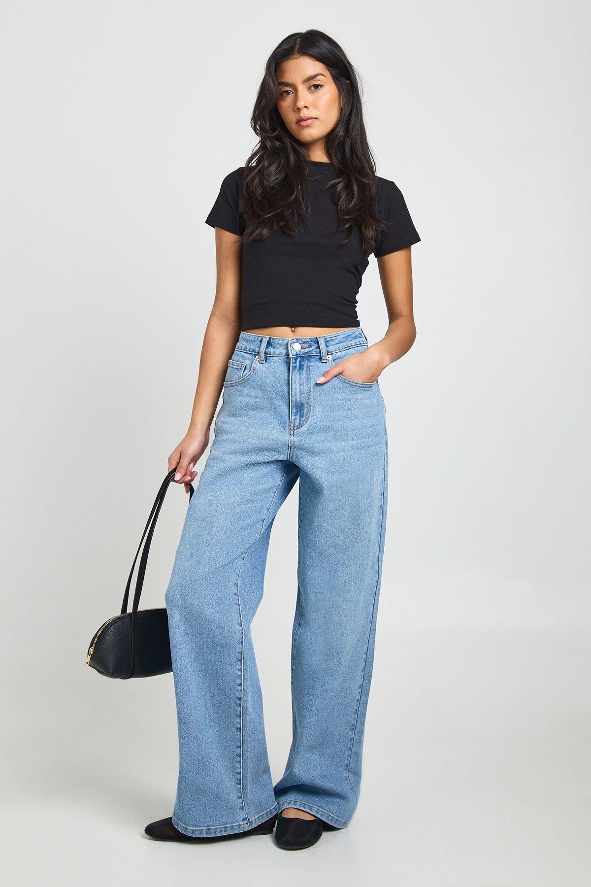 The High Waist Straight Leg Jean by BOOHOO