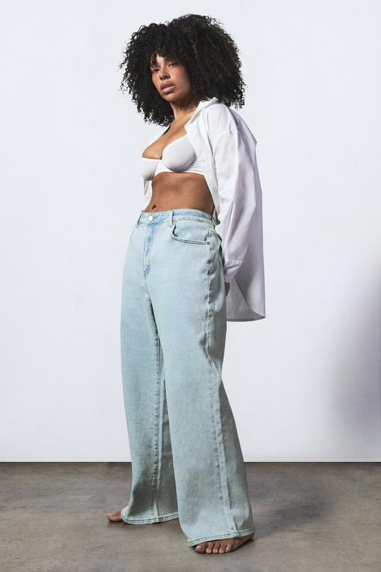 The Plus Loose Straight Jean by BOOHOO