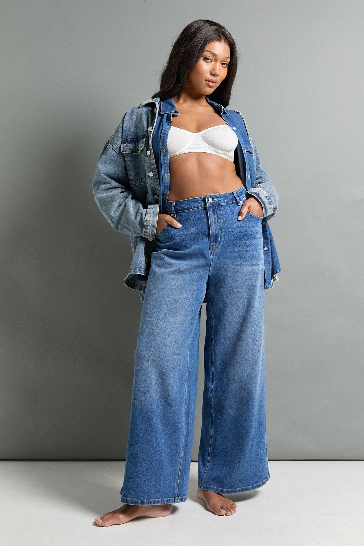 The Plus Mid Waist Wide Leg Jean by BOOHOO