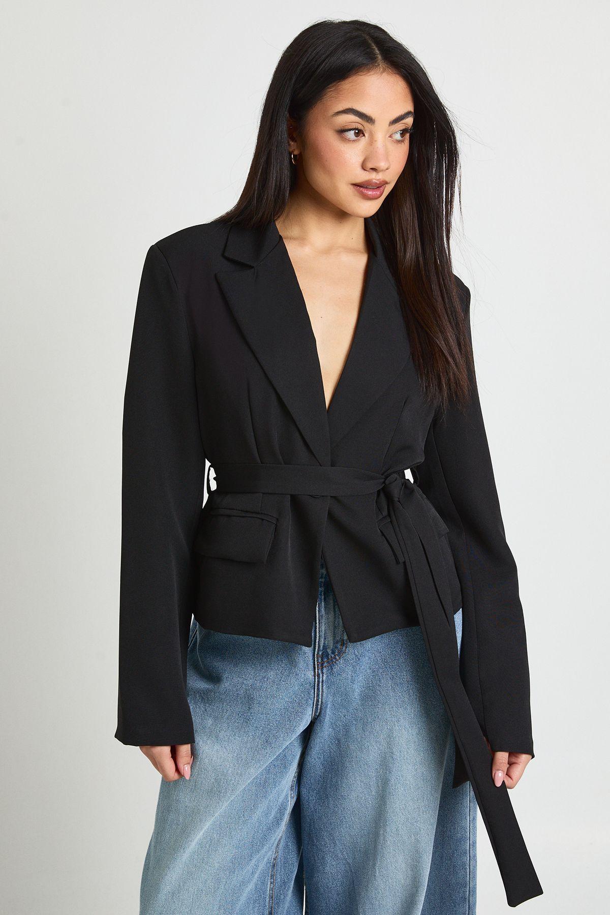 Tie Waist Boxy Blazer by BOOHOO