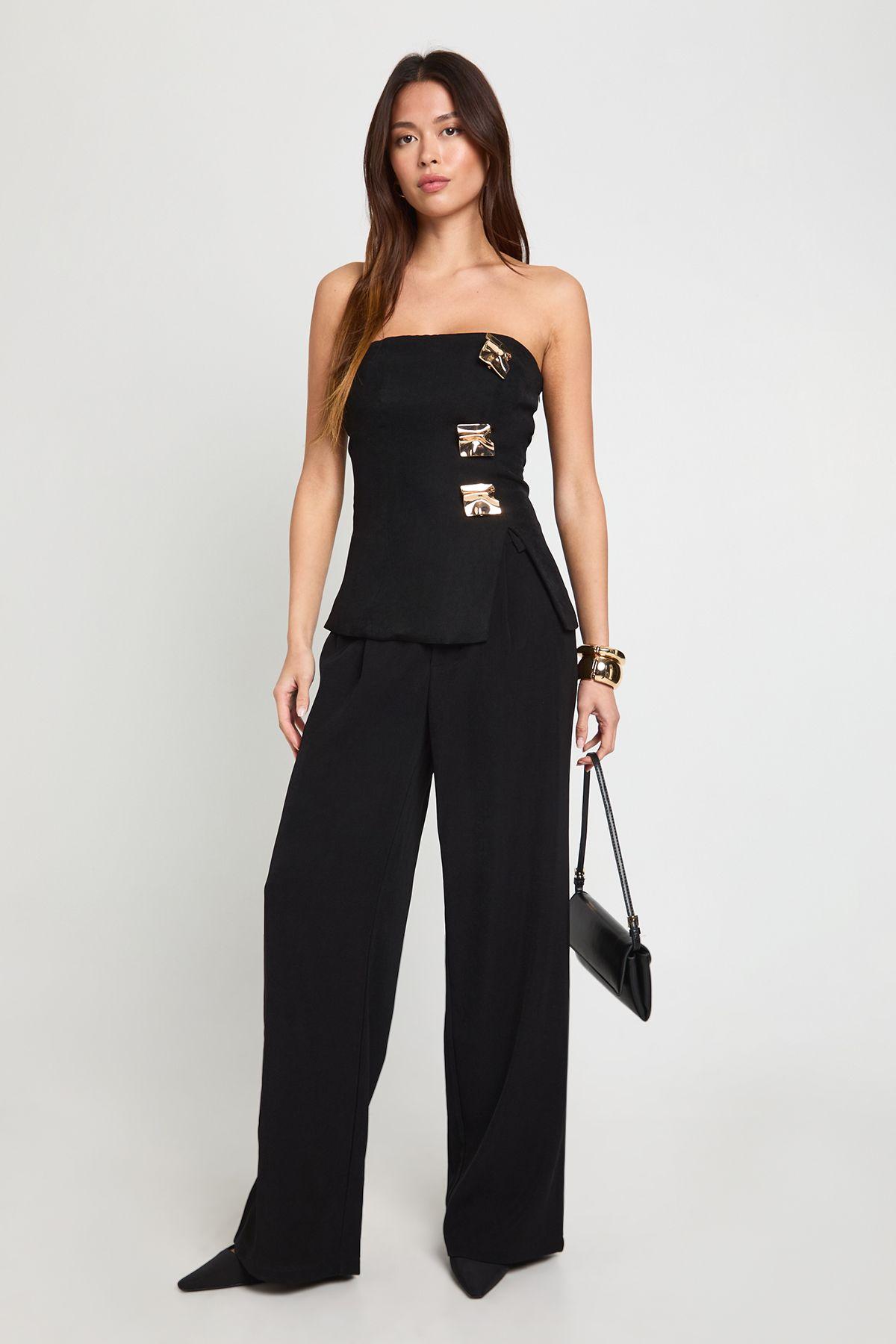 Wide Leg Trousers by BOOHOO