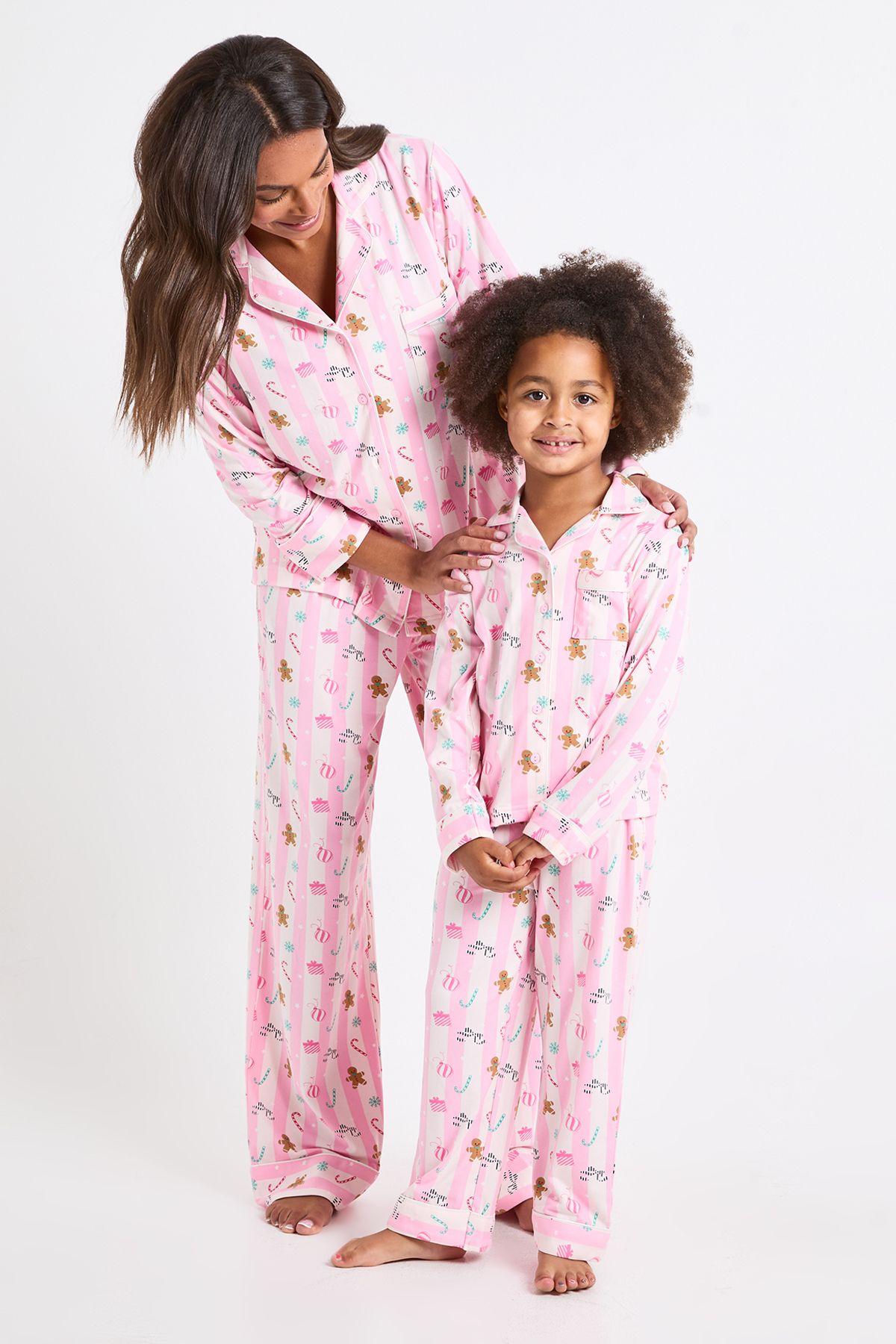 Womens Matching Family Super Soft Gingerbread Man Print Long Sleeve Shirt & Trousers Pyjama Set by BOOHOO