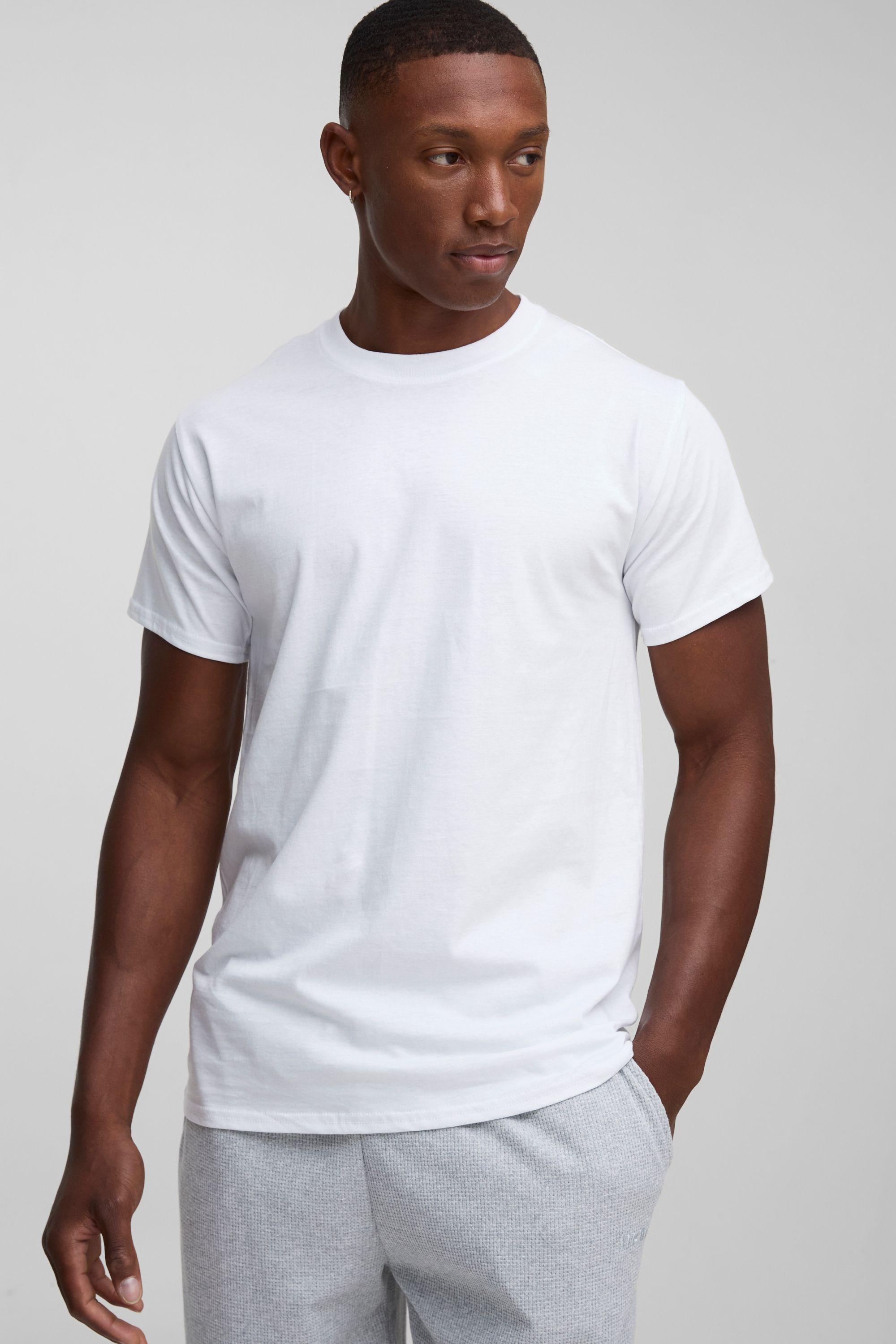 Basic Slim Fit Crew Neck T-Shirt by BOOHOOMAN