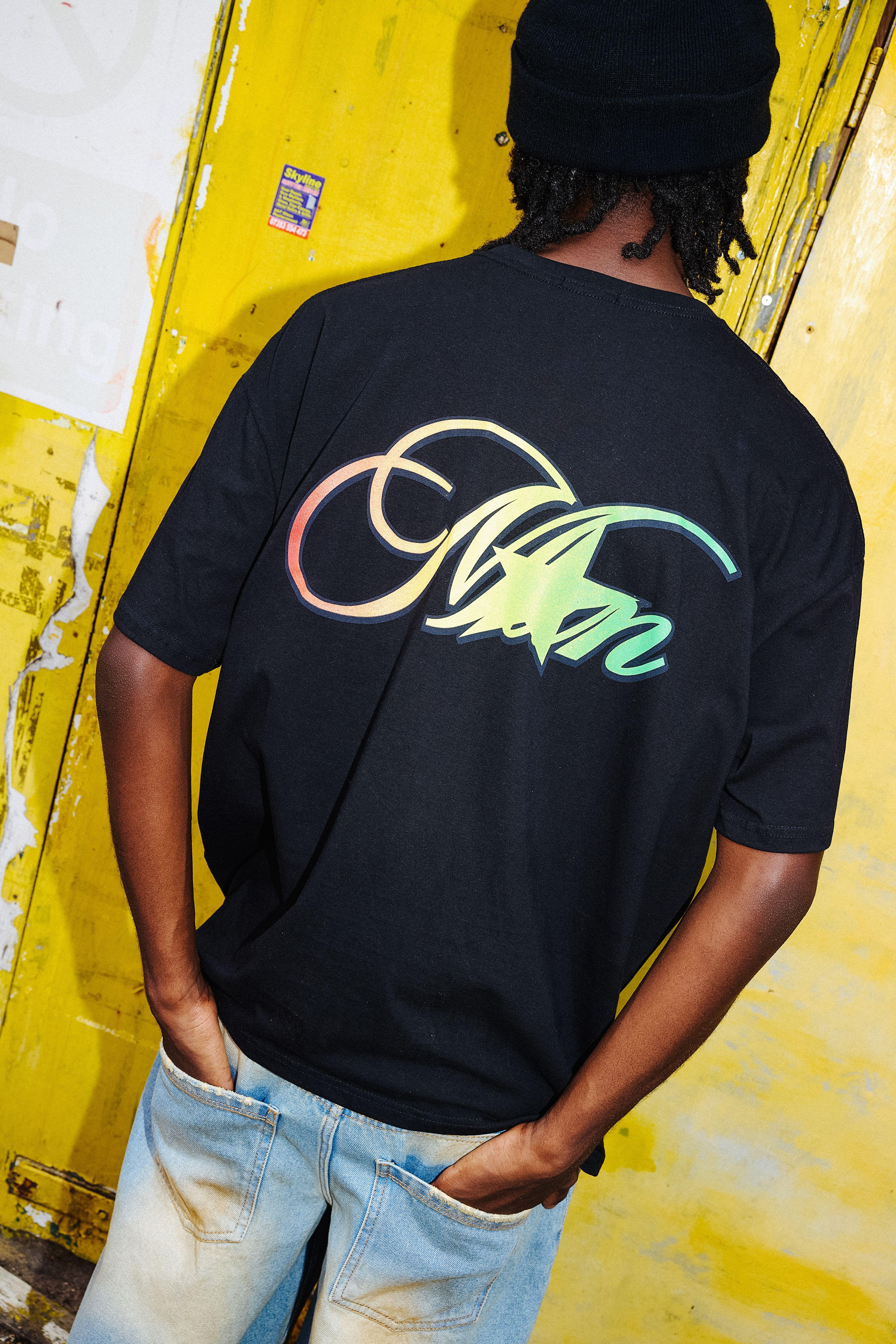 Black Oversized Man Star Graphic T-Shirt by BOOHOOMAN