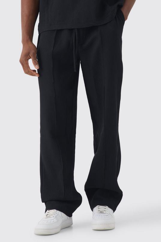 Elasticated Waist Relaxed Fit Pleated Trouser by BOOHOOMAN