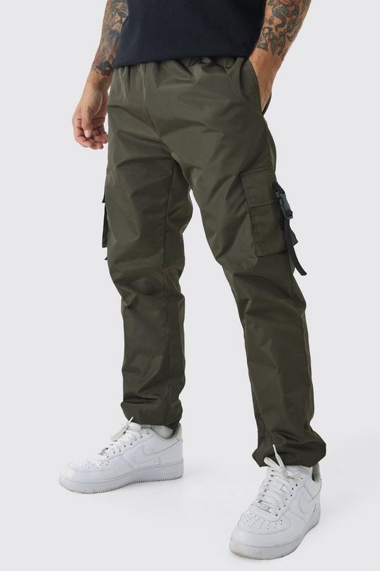 Elasticated Waist Slim Fit Man Shell Cargo Jogger by BOOHOOMAN