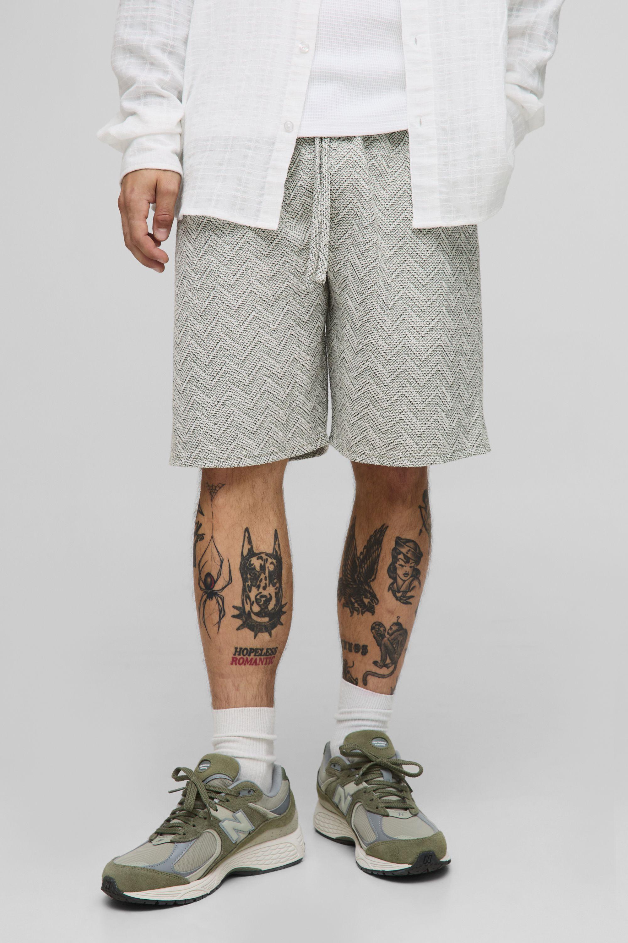 Elasticated Waist Straight Zig Zag Boucle Shorts by BOOHOOMAN