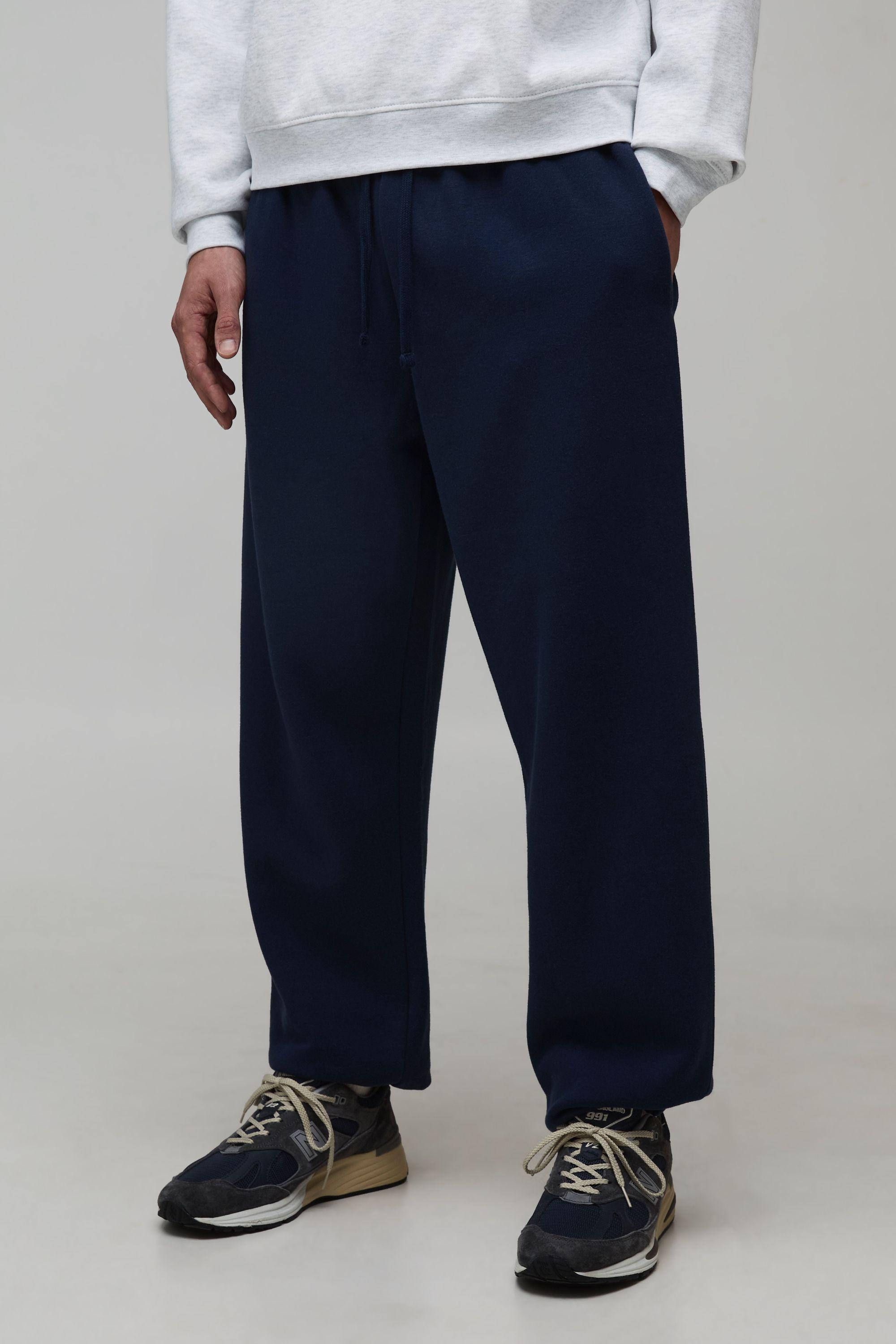 Essential Baggy Jogger by BOOHOOMAN