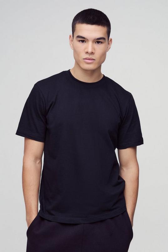 Essential Regular Fit Crew Neck T Shirt by BOOHOOMAN