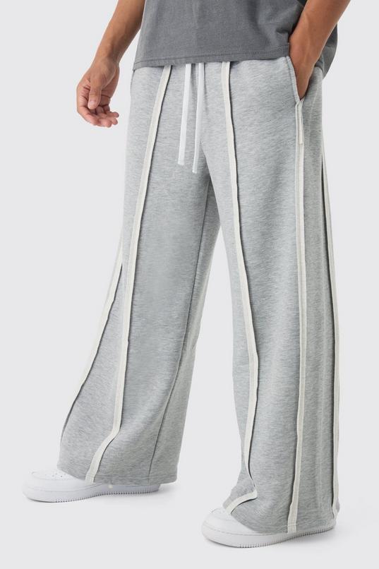 Extreme Wide Leg Exposed Seam Jogger by BOOHOOMAN