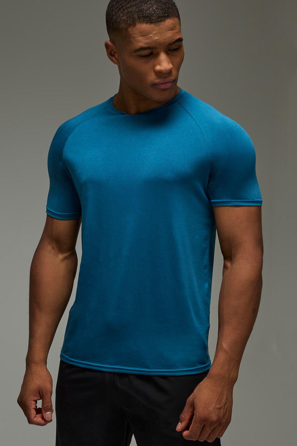 Man Active Lightweight Essentials Gym Regular Fit Raglan T-shirt by BOOHOOMAN