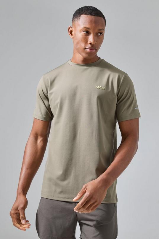 Man Active Performance Regular Fit T-shirt by BOOHOOMAN