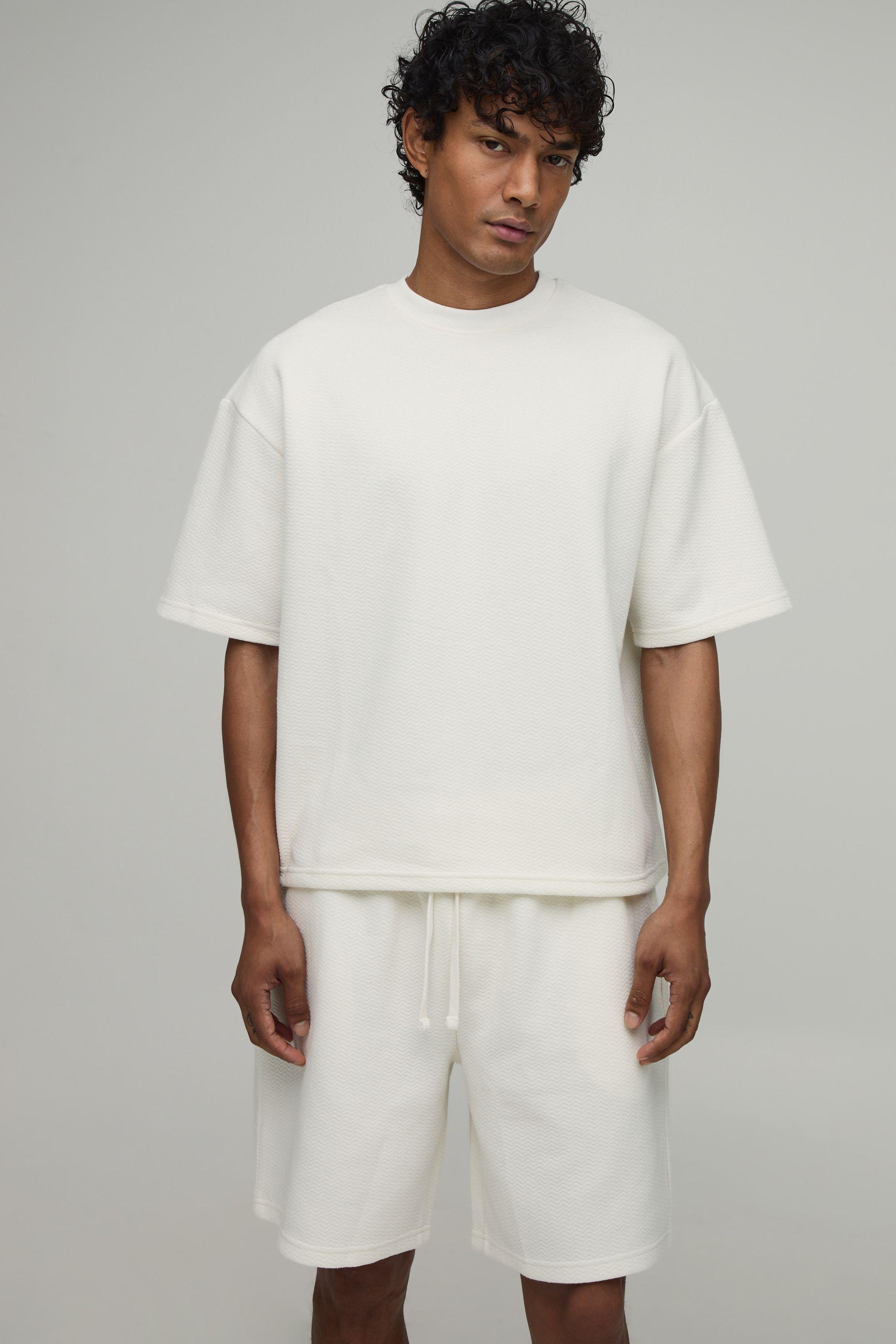 Oversized Boxy Wavy Jacquard T-Shirt & Baggy Shorts Set by BOOHOOMAN